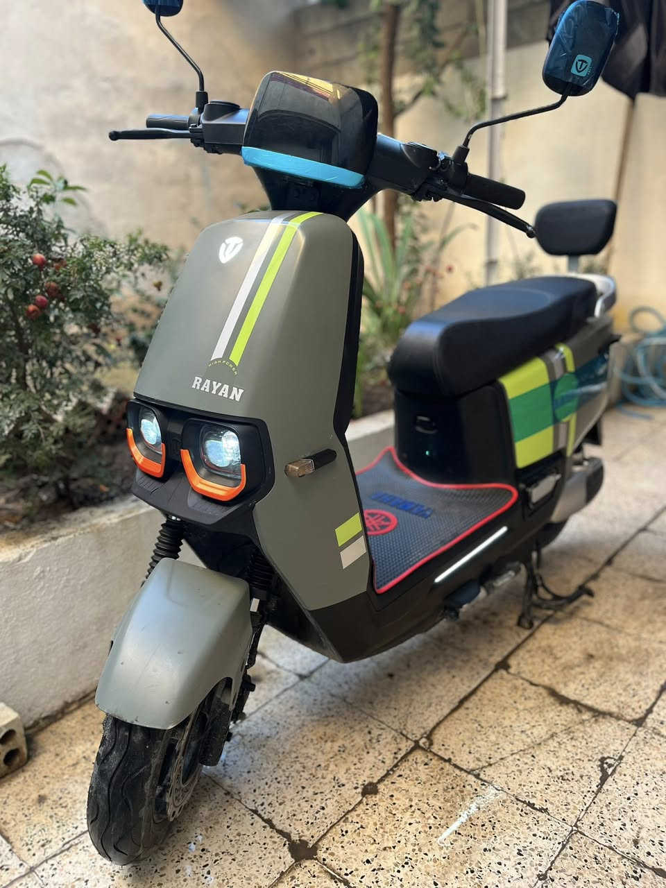 ماطور الريان RAYAN الريان غني عن التعريف (والون المرغوب )🟥ابيعو شرط الفحص نضيف مثل ماموضح بل صور برغي ماملعوب بي سبب البيع محتاج فلوس ودبيعو🟥
بطاريات فولل وشرط ✅
شاحنه الاصليه مال شركه تايلج ✅
رجوع للخلف ✅
نضام p ✅
تايرات اشداد✅
دبل بصمه✅
دبل سويج ✅
ونطلاقه ماشالله الماطور وضع الشركه كلو تجي وتفحص كبال عينك  باقي التفاصيل تفضل خاص او اتصل ودلل  مكاني  موصل الايسر متواجد خاص وعل رقم
*********** اسيا
*********** كورك
