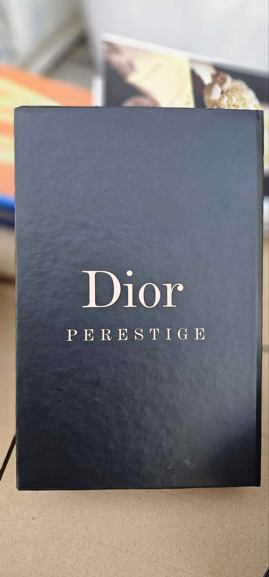 كتاب ديكور - داخل بوكس خشب 

القياسات : 
ارتفاع : 27 سم 
عرض : 18 سم الرفاعي, ذي قار


**إذا كنت صاحب هذا الإعلان وتريد حذفه لأي سبب، رجاءا أرسل رسالة إلى الدعم الفني**