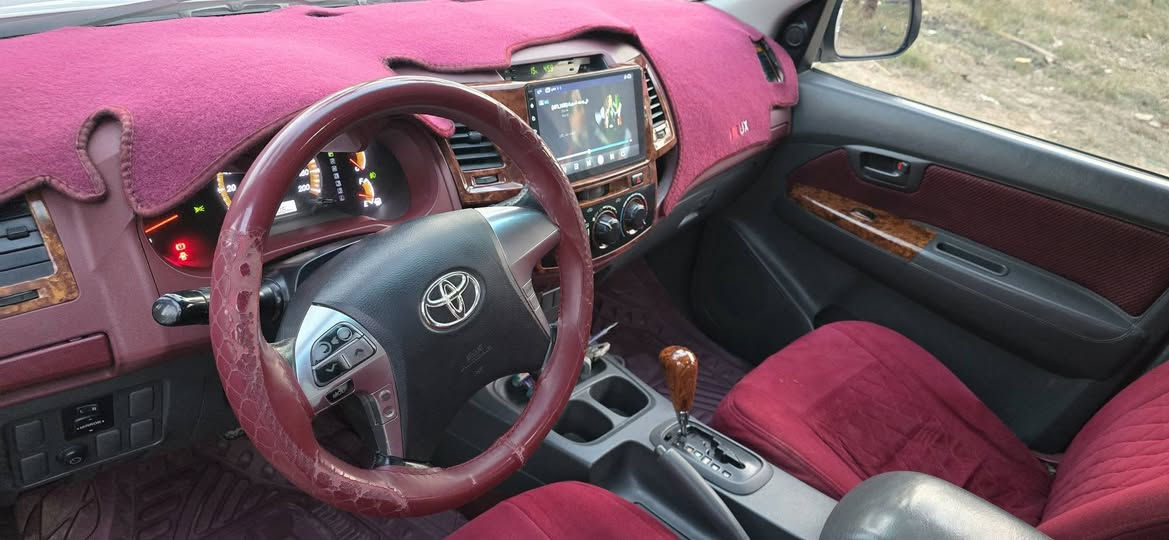 السلام عليكم 
سيارة للبيع 
 بيكم موديل 2014 كفالة عامة رقم نجف و باسمي 
السيارة نضيفة حدادية جديدة وتخم تايرات جدد 
السعر 235 وبيها مجال 
***********
