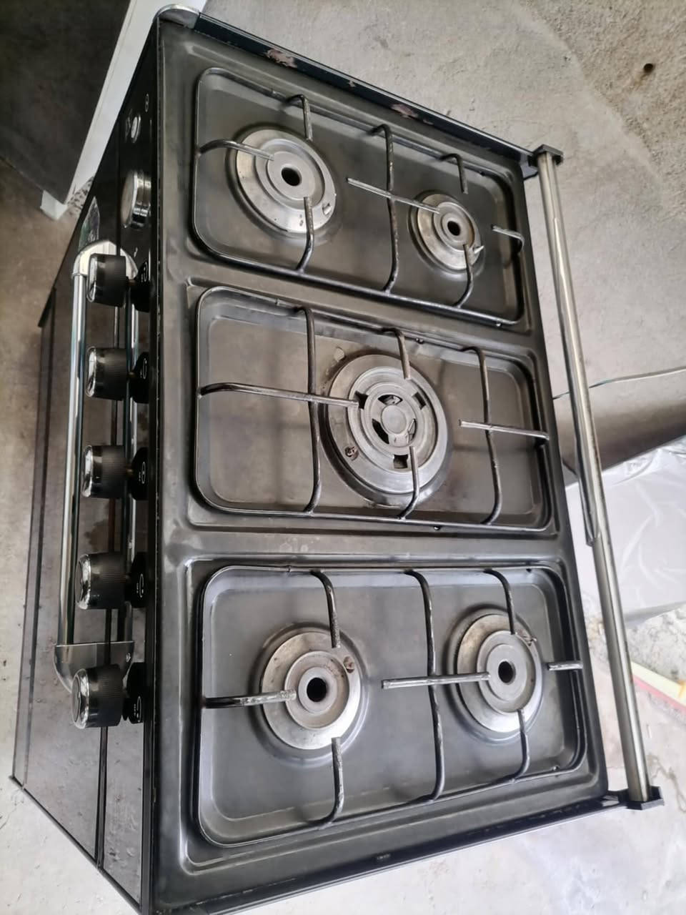 تەباخی ئێرانی بێ فرنە چاوەو جامی پشتەوەشی لە گەلە بێ عەیبە نرخی 60 هەزارو معمەلە لە سلێمانیە.


**إذا كنت صاحب هذا الإعلان وتريد حذفه لأي سبب، رجاءا أرسل رسالة إلى الدعم الفني**