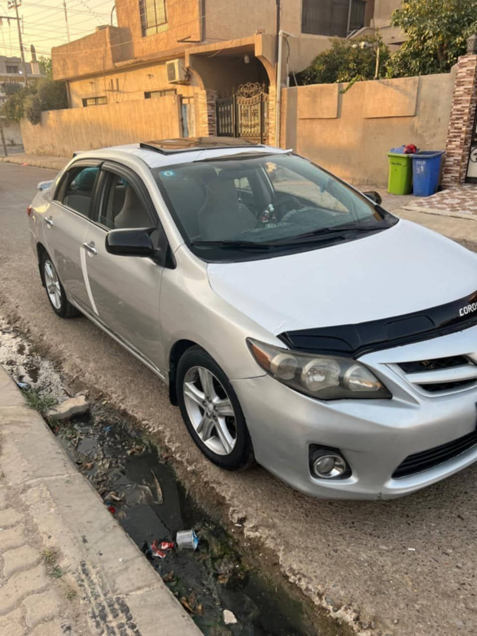 كورلا للبيع موديل ١٣ أمريكي رقم بغداد مشروع وطني باسمي بيه ٤قطع ابيع صبغ عام اخوان بدون دواخل فقط بيه شبر براس الشاصي امامي جاملغ يسرا سياره جاهزه بدون نقص محرك ١٨٠٠ بسعر مناسب جدآ هم ابيع للشراي والجاد ٩٥ بيه مجال بسيط ان شاء الله هم ***********
