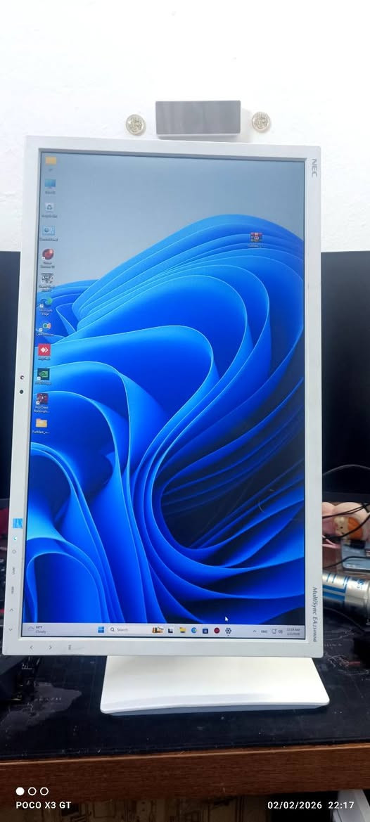 شاشة حجم ٢٤ باله
صناعه ياباني اسمها nec
تنقلب تفيد ثانويه 
٦٠ هرتز تنكسر ٧٥ هرتز 
٦٥ الف فقط متوفر توصيل


**إذا كنت صاحب هذا الإعلان وتريد حذفه لأي سبب، رجاءا أرسل رسالة إلى الدعم الفني**