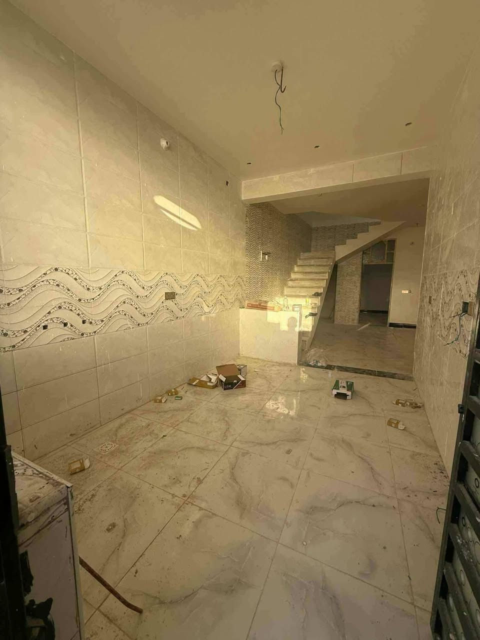 سلام عليكم بيت للبيع المساحه 120

الموقع حله ورديه شارع المشجر سنتر علتبليط السعر مناسب 

بناء البيت حديث تسليم مفاتيح طابو زراعي سند 25 
للاستفسار اكثر الاتصال بلرقم ***********
