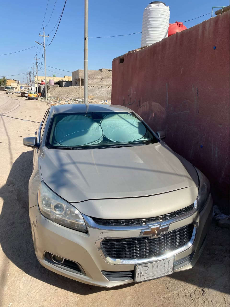 ماليبو موديل 14 وراد كندي بيه قطعه وحده صبغ باقي كفاله سنويه ما منتهيه محرك كير تبريد كفاله محتاج اله فقط حداديه وبيه هاي ضربه بصوره موجوده بعدهي على حطته بسيطه عنواني بصرة وموبايلي للستفسار *********** 
سعر 80 وبيه مجال للطيبين و لشراي Singapore
