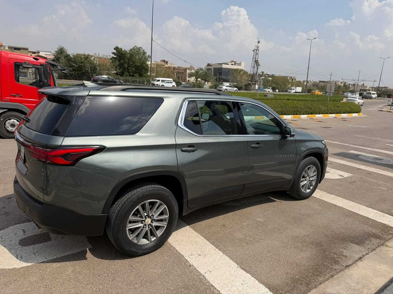 شوفرليت ترافرس 2023
•المواصفات :
المحرك: 3.6L (ستة سلندر) بقدرة 310 حصان
عداد 42 الف
بصمات عدد 4 للأبواب مع بصمة جنطة وبصمة تشغيل وتشغيل عن بعد
حساسات الانحراف عن المسار
مانع اصطدام
حساسات خلفية
حساسات ورادارات الاجتياز الجانبية (نقاط عمياء) 
كامرة خلفية دوارة مع الستيرن
شاشة الدشبول كبيرة سلايد
قاصة داخلية خلف الشاشة
 منافذ USB في جميع مقاعد الركاب
كشنات السيارة مخمل اسود اصل
تدفئة لكشنات المقدمة
تحكم فول كهرباء لكرسي السائق
السيارة بنظام تبريد 3 قطع
شاحن لاسلكي
تحكم ستيرن جهتين بلوتوث وحاكية وكروس سرعة وتحكم صوت 
السيارة 7 راكب جديدة وبوضع الشركة.
مكان السيارة بغداد 
السعر 230 الاستفسار ***********
