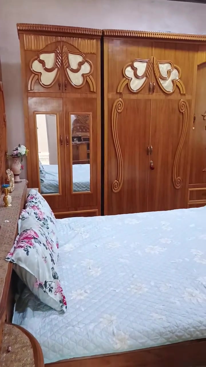 غرفة نوم خشب ثقيل درجة اولى
نظافة مية بالمية 
السعر مليون ونص بيها مجال 
للتواصل خاص


**إذا كنت صاحب هذا الإعلان وتريد حذفه لأي سبب، رجاءا أرسل رسالة إلى الدعم الفني**