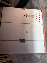 للبيع بورد العدد 2 الاجهزه الداخل ABB ما مستخدم فقط تجهزن ونتركن للاست...