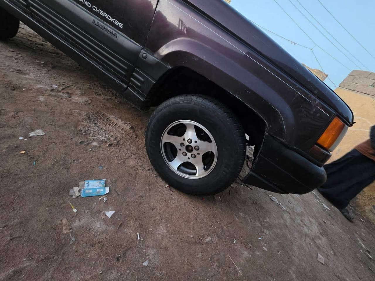 سلام عليكم جيب موديل 94 رقم سليمانه جديد دولي القايت 30 سياره جديده معنه الكلمه فول مواصفات صبق بلاد كفالة من العيوب شرعية تريد مداور تريد وكاله العنوان ناصريه المركز ***********ء***********
