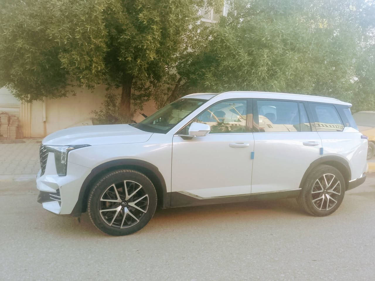 السلام عليكم GAC8 للبيع
موديل 2023
كفاله عامه السياره 
السعر 230 وبيه مجال للطيبين 
العنوان نجف مناذره
الهاتف ***********
