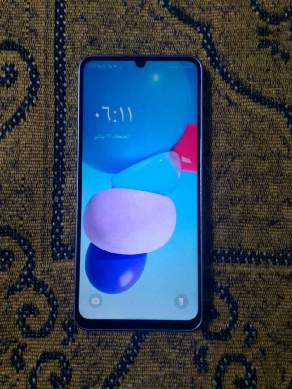 السلام عليكم 
جهاز مستعمل شي قليل 
نضافة 100% ذاكرة 256 
الرام 8+4 #السعر 125
***********
