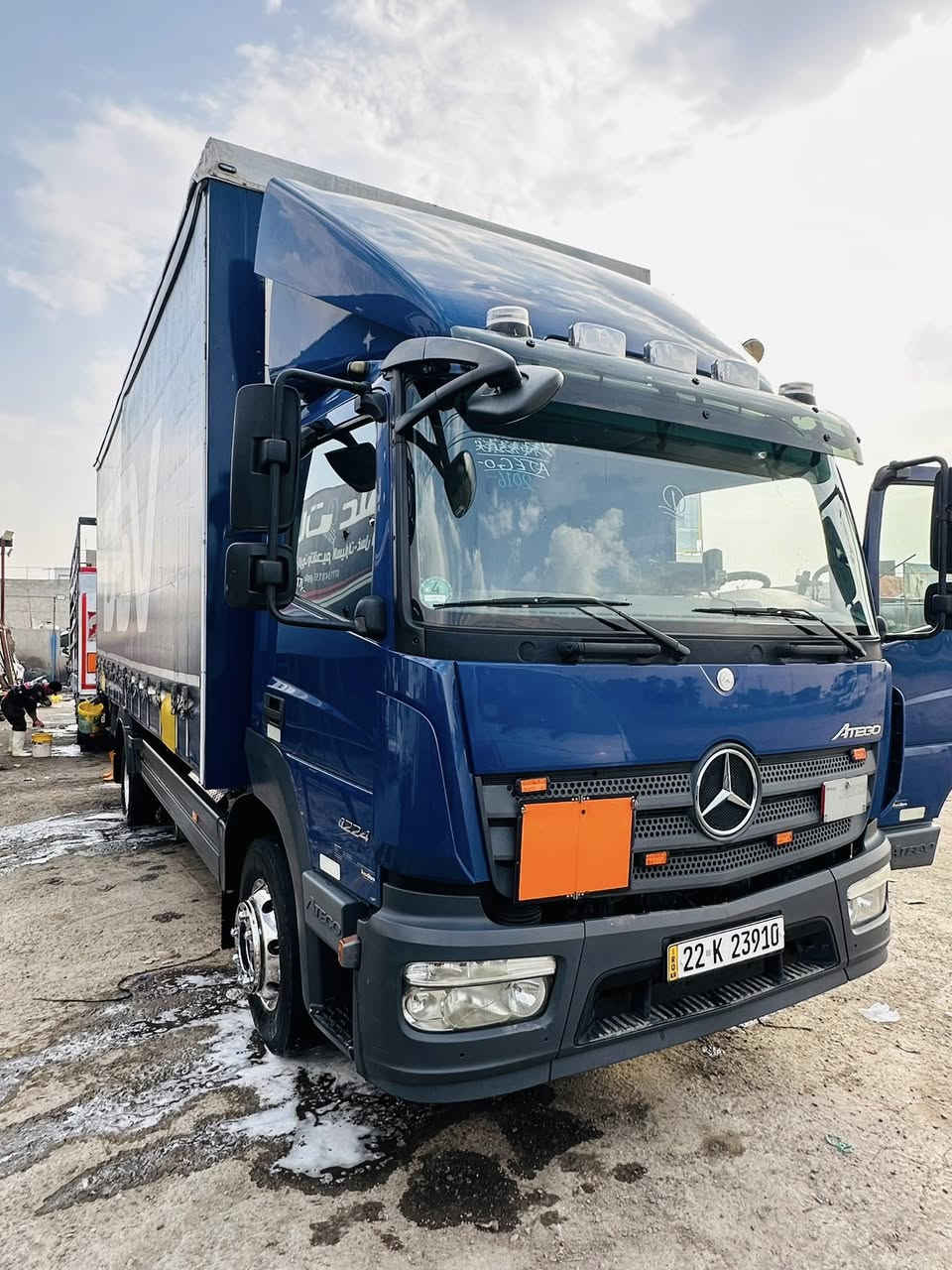 السلام عليكم أتيكو للبيع موديل٢٠١٦فول موصفات بدي مسرح حجم 24/12مكينه سته سلندر تخم تاير وتخم ويل كب ٨ براغي السياره جاهزه للعلم ومابيها اي نقص ماشيه ٣٨٠ ارتفاع البدي ٢٧٥ وطول السياره ٧وربع مكاني بغداد جسر ديالى 
***********
