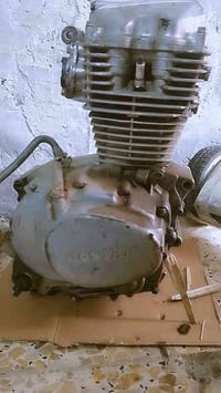 غراض لل بيع مكينه نامه اصلي وثانيه جوستر قديم  +صالنصه 3+ويل كب أمامي+...