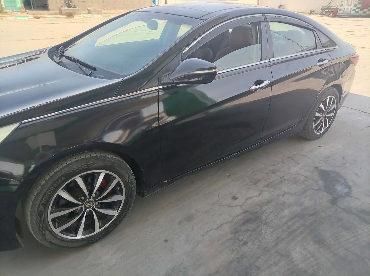 سوناتا 2013 رقم بغداد كامل موصفات تحويل مباشر بصمه فتحتين قطعتين تبريد فول موصفات واحد ع واحد مكينه كير حداديه مكفول بيه باب صبغ فقط السعر 86 وبيه مجال قليل العنون بابل قضاء القاسم التصال ع رقم ***********
