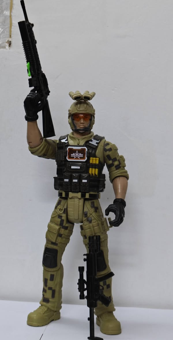 متوفر للبيع.....
مجسم شخصية ميج -رينجر -سولجر فورس من آمزون
المواصفات: 
مجسم لعبة اكشن مفصلية بالكامل 
تأثيرات ضوئية وصوتية واقعية 
ملحقات سلاح بندقية عدد 2 
الطول 32 cm 
,للحجز والاستفسار مراسلة الصفحة على الخاص


**إذا كنت صاحب هذا الإعلان وتريد حذفه لأي سبب، رجاءا أرسل رسالة إلى الدعم الفني**