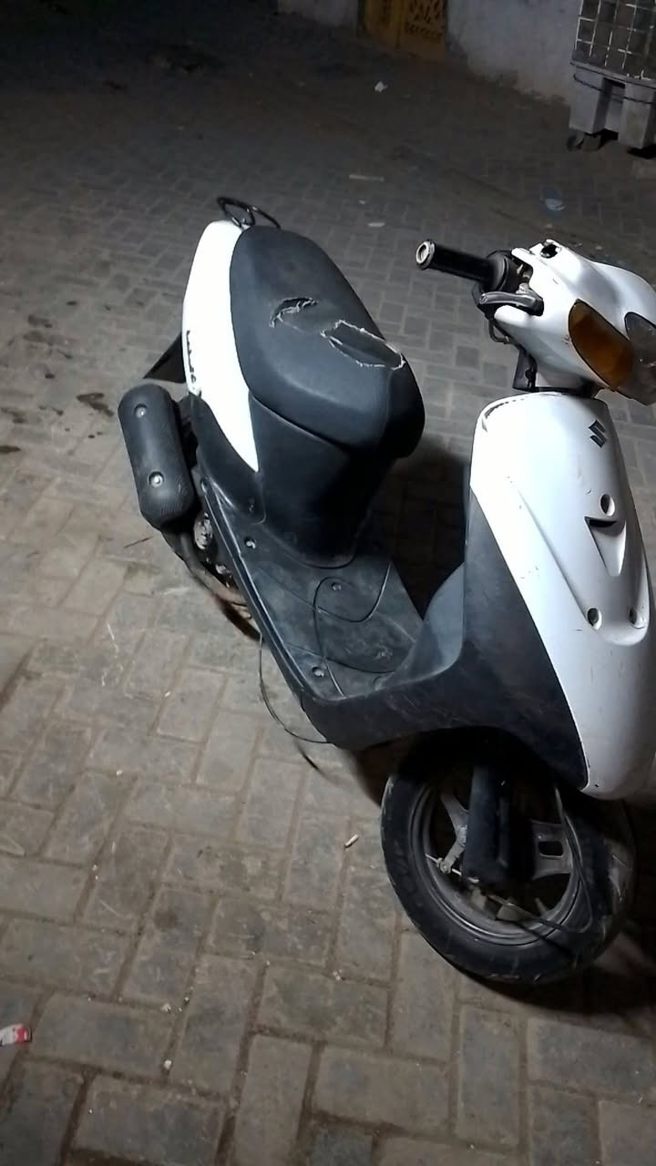 السلام عليكم ورحمه البيع شغاله مكينه مامفتوحا كهربائيات شغاله مكينه ناعما كهربائيات  شغاله مكينه ناعما اكسنت مابيها السعر 150وبيها مجال  مكاني بغداد مدينا الصدر الاستفسار ***********
