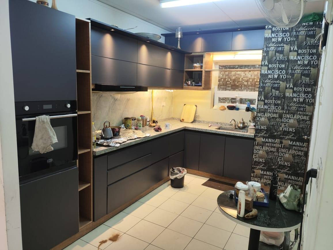 كاونتر hdf درجة اولى حتى الرفوف hdf مرمر طبيعي تصميم متعوب عليه البيبان السود شغل خاص من اربيل الكاونتر كلفني ٣٠ ورقة يرهم لشقة ١٤٠م شرقي
طبعا اكو هوسة فوك الكاونتر لان الصور اخذتهن من كاعد اشيل الغراض
ملاحظة ابيع فقط الكاونتر عدا الاجهزة الكهربائية
***********
