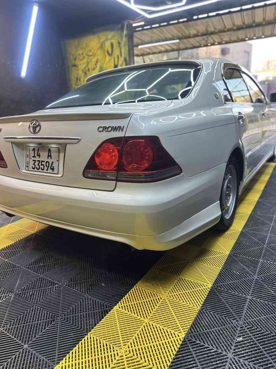 السلام عليكم من رخصة الادمن..
شاهينه اثلت للبيع
سيارة كفالة من الكصة والنقل بس ضربة جاملغ امامي جة العبري
فول موصفات
فتحة
بطن جلد صاج احمر ملكي
مكينة وكير صارلي شهرين من شديتهن
حدادية وتخم تاير وباتري كلة جديد 
السيارة حلوة وكلشي جديد بية
السعر150 وبي مجال
***********
***********
المكان النجف،كوفة ناحية الحرية
