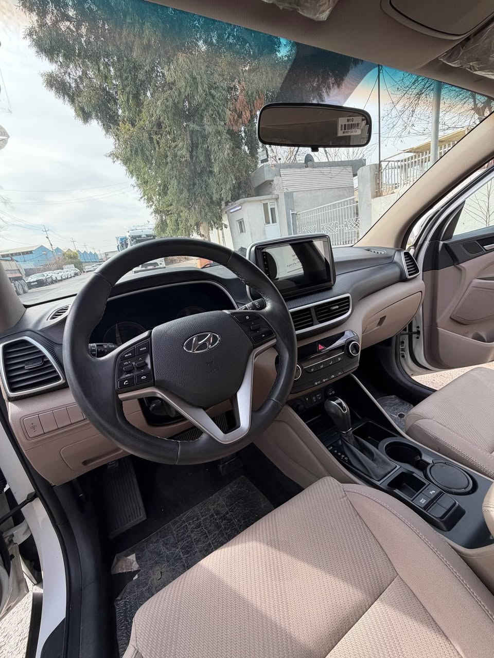 🚗 للبيع هيونداي توكسون 2020

· المنشأ: خليجي – كوري
· القير: أوتوماتيك (2 كوشين)
· (2 بسمة)
· حساسات: خلفية وأمامية
· الإضاءة: ليتات (5 عدسات)
· شاشة: Car Play
· أوضاع القيادة: 3 مودات
· المرايا: كهربائية قابلة للطي (مراية شفت)
· الماشي: 86,000 كم
· الحالة: فقط ١ pdr اثنين دعامی سبغ

💰 السعر: 19,300 دولار (193 ورقة)

📞 للتواصل:  ٩٦ ٢٣ ١٣٥ ٠٧٥١ 

هیۆندای تۆکسۆن ٢٠٢٠ 
خەلیجی کۆری 
دوو کوشین کارەبا 
٢ بەسمە 
حەساسی پشت و پێش 
لایت ٥ عەدەسە 
شاشە کارپلەی 
٣ مۆد 
ئاوێنە شەفت
٨٦ هەزار رۆیشتیە 
دوو پەنچە pdr هەیە لە پێشی بۆنیت لەگەر هەردوو دەعامی سبوغ کرایە لۆ جوانی 
سعری ١٩٣ وەرەقە مەجالەکی زۆر کەمی تێدایە 
٩٦ ٢٣ ١٣٥ ٠٧٥١ أربيل, العراق


**إذا كنت صاحب هذا الإعلان وتريد حذفه لأي سبب، رجاءا أرسل رسالة إلى الدعم الفني**