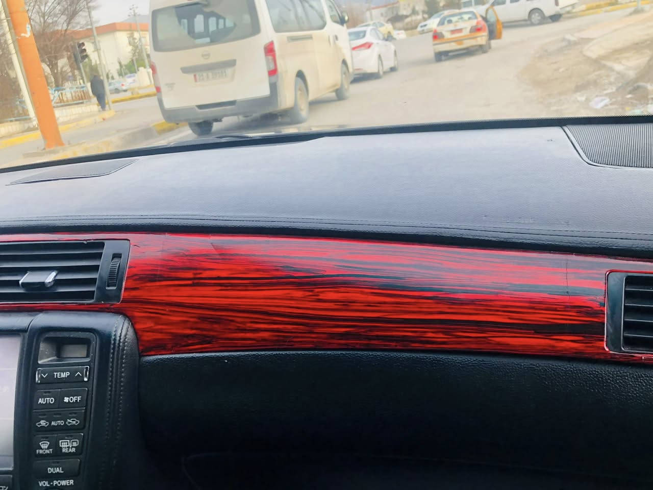 توێتا کراون شاهینە بۆ فرۆشتن
موس موس
مۆدێل 2007 
گێڕو مەکینە گەورە
184 بێ دوکەڵ
مواسەفات قەپات قەپاتە بەس جڵد نیە
کامل سپۆڕت کراوە سەیارەکە
سوکان عەزەڵات
تەبرید مەرکەزی
ئاوێنە ئیشارەت
کامل مەرمەجەو دەستکارییە لە قوەتی خۆی بێزارە
وەسفی تا بکەی کەمە 
بێ مەسرەفە سەیارەکە
ماڵانەو هی مەعرەز نیە
گێڕو مەکینەو کارەبای و هەموی بەشەرت
سەقفی شوشەیە
بەدوای هیچا مەگەڕێ
یەک پارجە بۆیاخی ئەوروپا
سعریشی 70 گەڵا کۆتای
بەزۆر نایدەم بەکەس بڵيی زۆرەو جی
لە هەڵەبجەی شەهیدە سەیارەکە
موشتەریت تەلەفون بکە ***********
