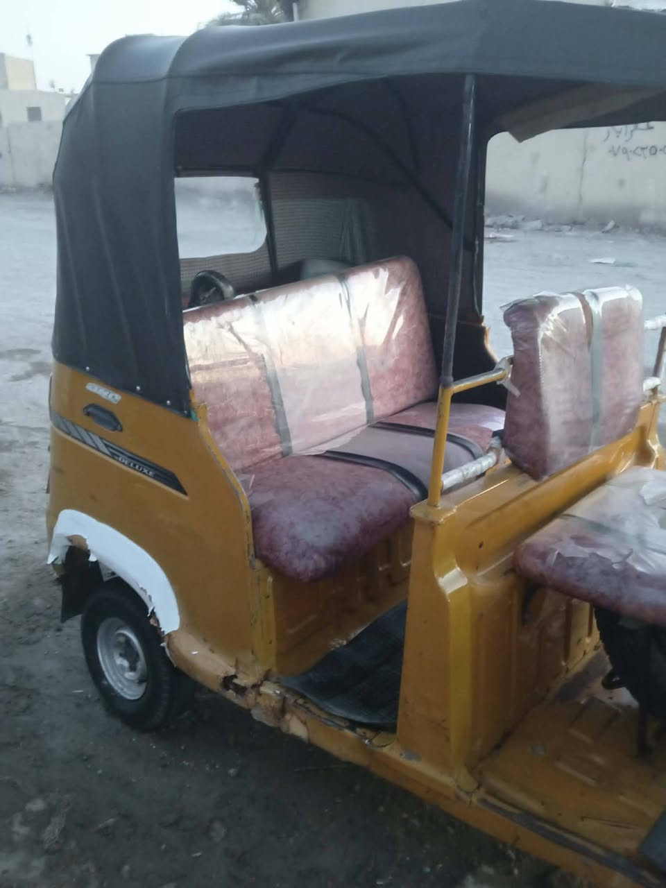 السلام عليكم تكتك للبيع موديل 2019 تي في اس اوراق كامله السعر الاتصال على الرقم وبي واتس اب
الرقم: ***********
