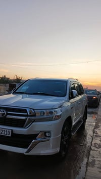 لاندكروزر GXR • ٢٠١٦ • رقم سليمانية