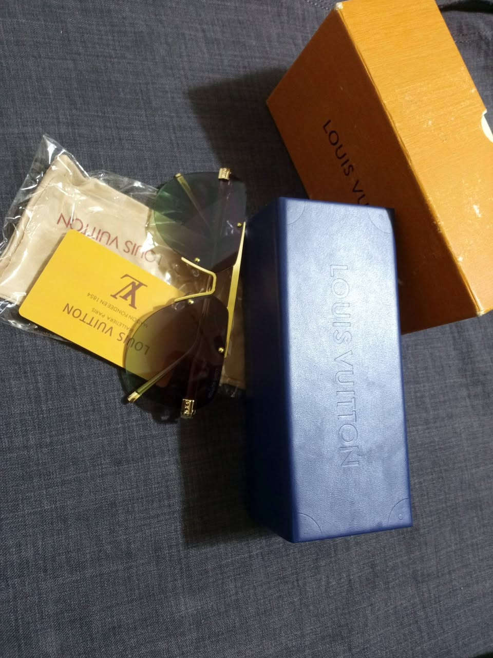 نظارات ماركة  لويس مختمه بالكامل


**إذا كنت صاحب هذا الإعلان وتريد حذفه لأي سبب، رجاءا أرسل رسالة إلى الدعم الفني**