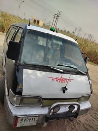 كيا بسته للبيع موديل 94 رقم الماني للبيع سعر 40 وبيها مجال سياره مكفول...