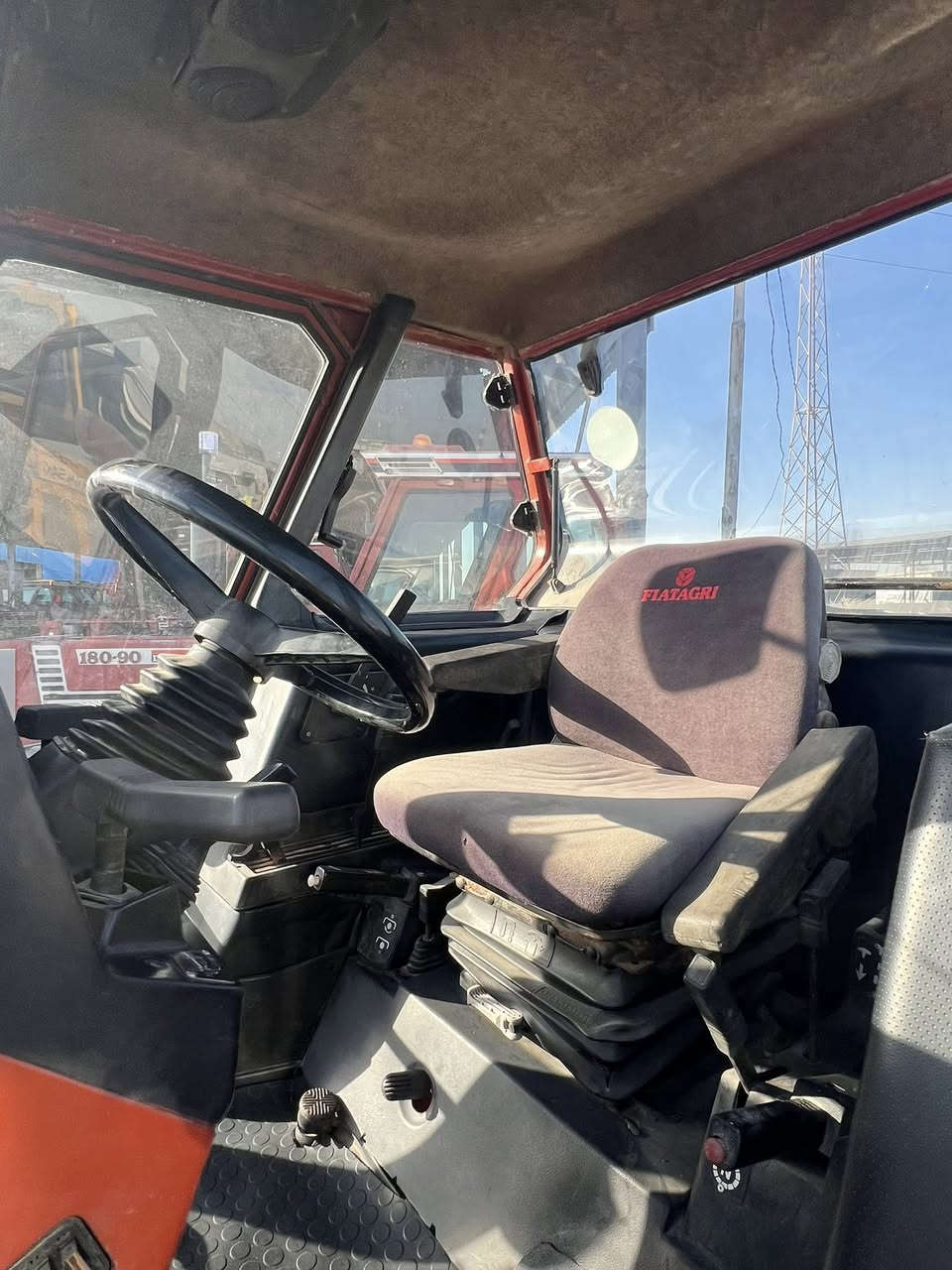 للبيع***********
