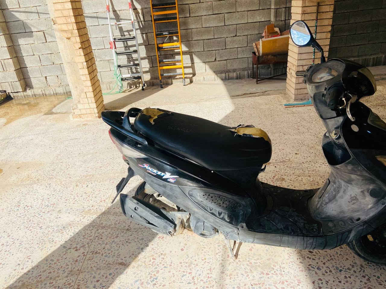 دراجه كايمكو جاهزة من كلشي للبيع السعر ٤٥٠ وبيهه مجال المكان الرمادي الاتصال على الرقم ***********
