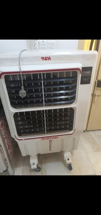 للبيع مشتغلة موسم واحد ب 150 الف 07810477221