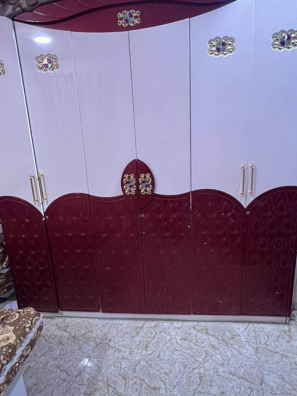بسبب العود الكاذبه اعاده نشر
غرفه تركيه 6قطع نظيفه ومرتبة كما موضح  بل صور 
السعر 400الف للاستفسار ***********
