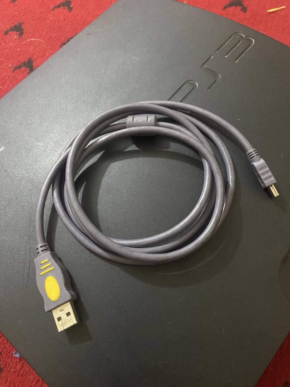 السلام عليكم بلي 3 للبيع ملحقاته: يدة 2 وشاحنة اصلية وهارد العاب يحتوي على 61 لعبة السعر 115 وبي مجال مكاني بغداد مدينة الصدر للتواصل *********** واتساب
