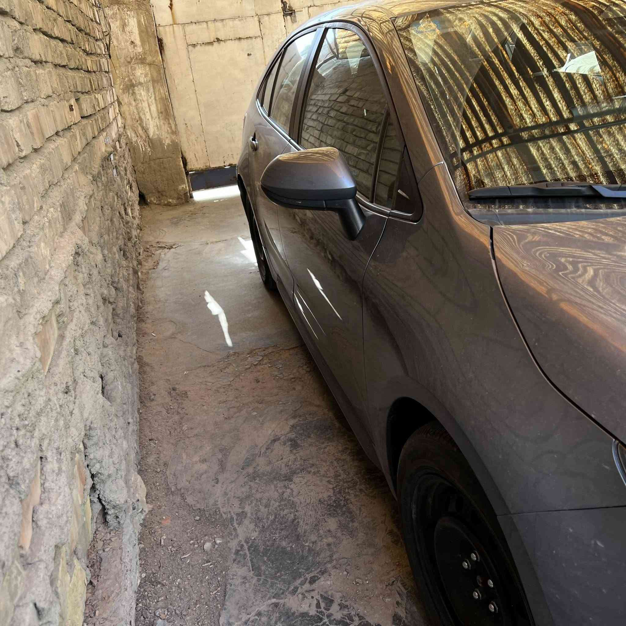 السلام عليكم كورلا ٢٠٢٣ امريكي محرك ٢٠٠٠ ماشية ٣٧ الف ميل رقم الشاصي موجود بالمنشور الي يريد يشوق ضررها السعر ١٦٠ ورقة وبيها مجال 
***********
