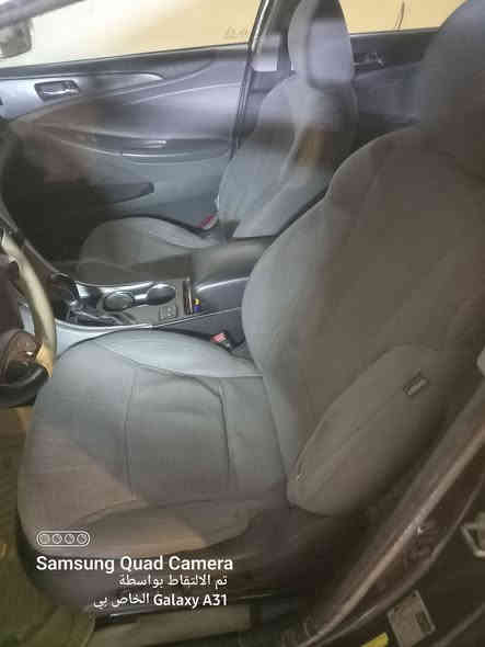 السلام عليكم  سوناتا ١٤ امريكي جاهزة محرك  وكير مكفول وحداديه وتخم تاير وباتري جديد كامره دواره بلاديه حادثه بس بنيد باسمي مصفره هيئه غرامات  رقم انكليزي رقم موبايل ***********المكان ديوانيه البدير السعر ١١٠ وبيه مجال
