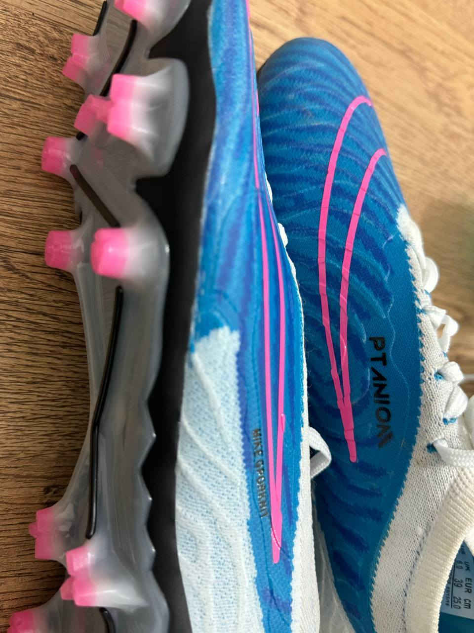 حذاء فانتوم ستد 20 قياس 39
***********
