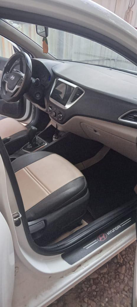 سلام عليكم ورحمة اكسننت للبيع رقم اربيل بسمي تحويل فقط من دون وكاله موديل ٢٠٢٠ سياره خليجيه ماشيه ٤٨  سياره حلوه خير من الله دوشمه جديده مع ارضيه تخم تاير سياره مابيها اي نقص بيهاسونار بل منشور وبيها من بعد منشور طخه باب سايق كلشي موضح بل صور
السعر ١٣٣
***********
