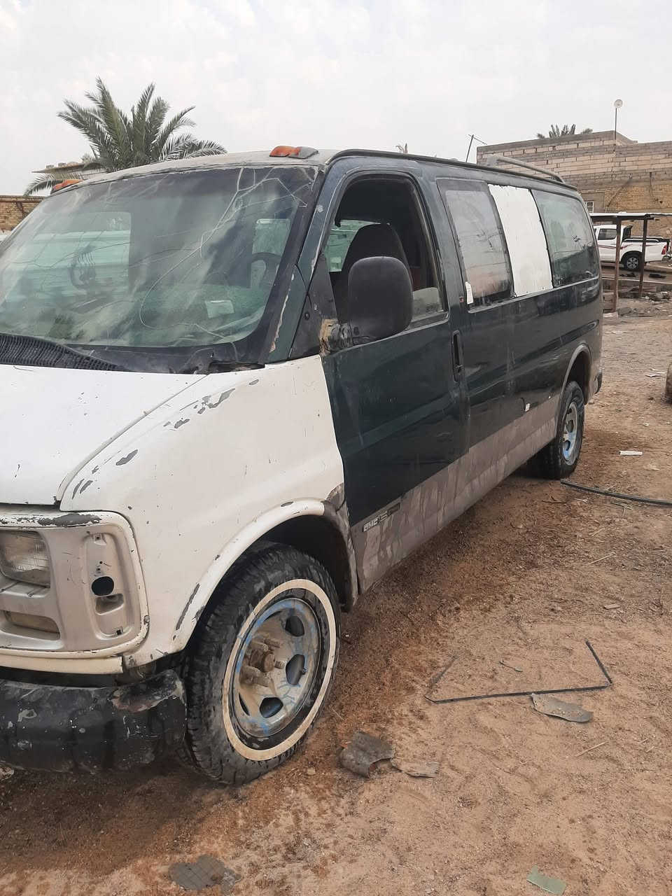 سفانا 1997
مكينه كير بطه 300
السعر 25وبيها مجال 
***********
