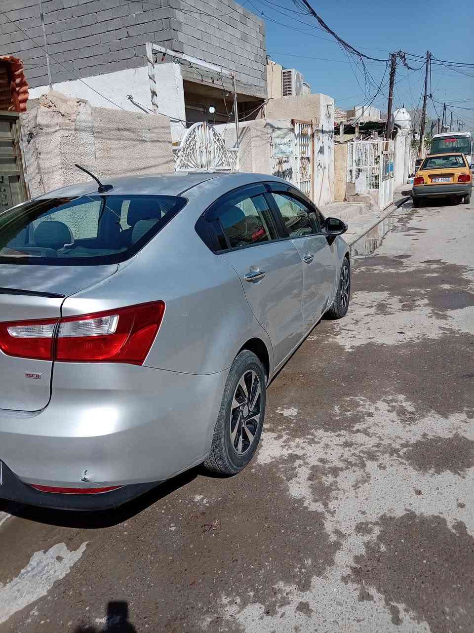 السلام عليكم كيه ريو 2016رقم بغداد بيها جاملغ محرك 1600السعر ٨٦ العنوان بغداد الشعب رقم الهاتف ***********
