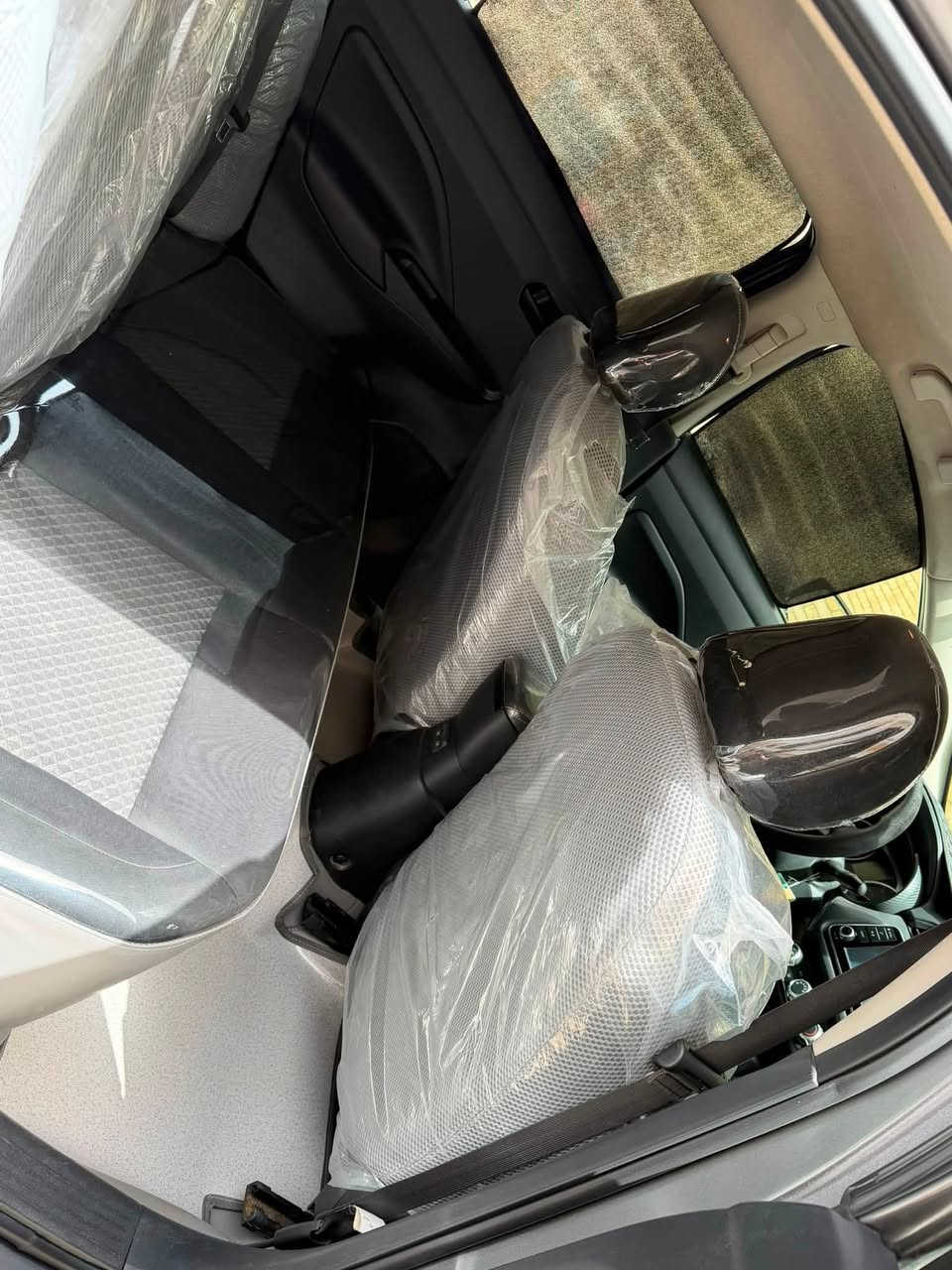 نيسان فيرسا 21 بيها 4 قطع بدون ايرباك بدون شاصي  بدون لغد كفاله ماشيه 36 الف ميل سياره جاهزه ربع متصرف تحويل ثاني يوم بغداد 105$ وبيها مجال بسيط حك الجيه *********** بغداد الاعضميه
