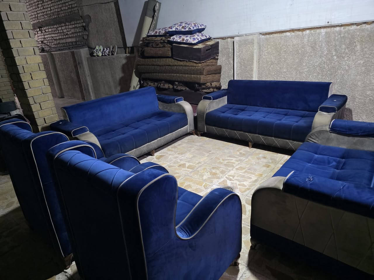 سلام عليكم تخم ١٠ نفرات للبيع ب٣٠٠ الف ما بي أي ضرر ***********
