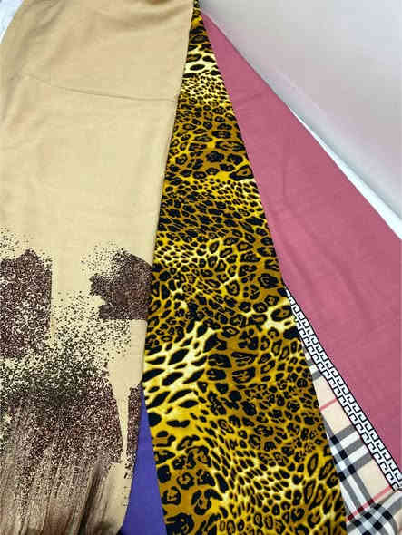 احلى النقشات واروع الالوان واحلى الاسعار معنا لدينا خدمة توصيل لكل محافظات العراق خلال ٢٤ساعه للاستفسار ***********/جمله ومفرد
