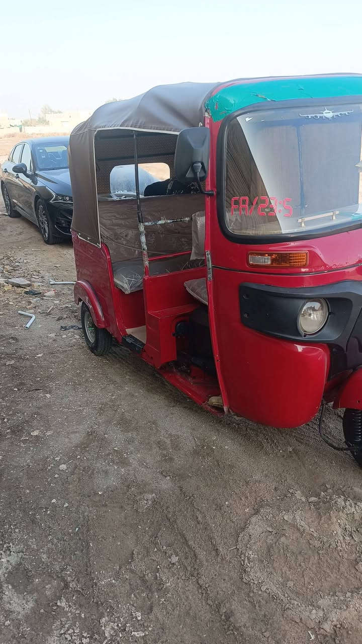 السلام عليكم تكتك للبيع موديل 18 طابه  19 اوراق اصولي ماكينه 19 خير من الله تنقيص ولاتبخير مكان الناصريه مركز كهربائيه شغاله بيها خياسات الاماميه تواير جدد الاستفسار علىه هذا الرقم *********** سعر خاص
