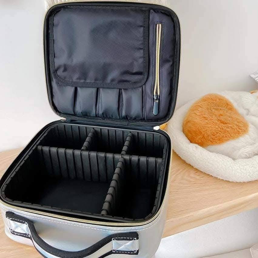 متوفر جنطة مكياج او غراض مع مراية ولد اضائة بطارية ليثيوم شحن تايبسي بسعر مناسب


**إذا كنت صاحب هذا الإعلان وتريد حذفه لأي سبب، رجاءا أرسل رسالة إلى الدعم الفني**