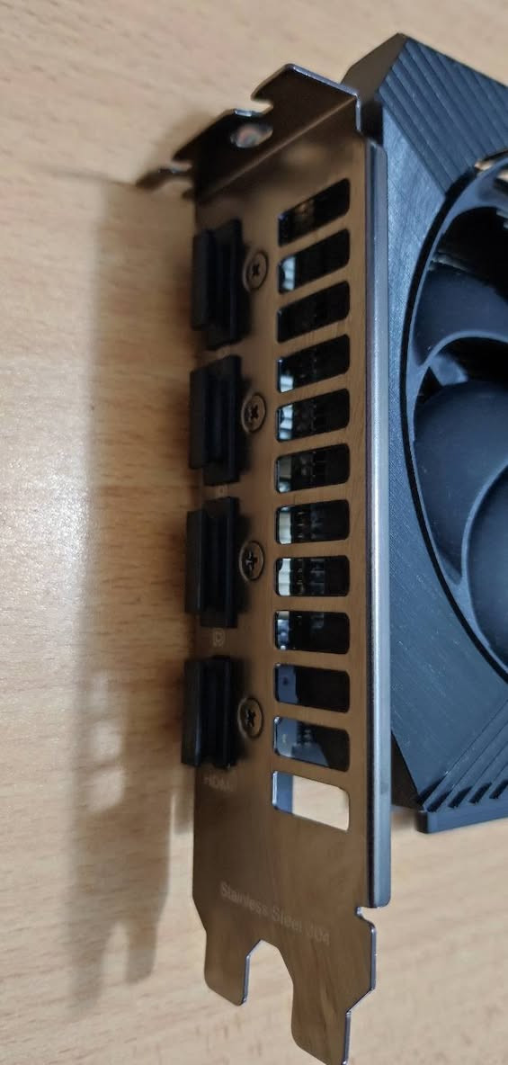 السلام عليكم
كارت شاشة للبيع 
RTX 3060 12G ASUS DUAL 
نظافة 100% بالكارتونة 
استخدام جداً قليل 
السعر 350 الف قفل سعر ثابت 
مكاني بغداد


**إذا كنت صاحب هذا الإعلان وتريد حذفه لأي سبب، رجاءا أرسل رسالة إلى الدعم الفني**