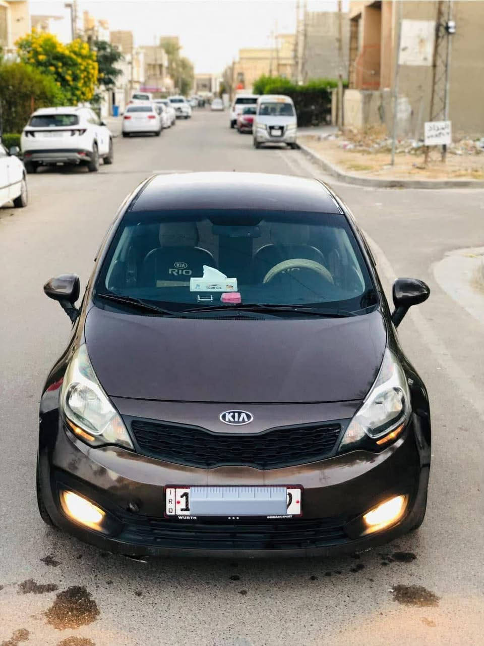 كيا ريو ٢٠١٥ خليجي مكينة ١٦٠٠ دبل قطرة رقم بغداد الدولي سنوية وهزه جديده
مكفولة من الحادث بيها ٤ قطع مرشوشه فقط اثر شخط ع الطول بدون دواخل وبيها طعجات موضحه بالصوره جانت مشدوده عليها سيبايه 
مكينة وكير مكفولات صدر وتخم تاير جديد 
تبريد ثلج سيارة جاهزه  
تقليل صرف بانزين eco
السعر ٨٠ 
***********
