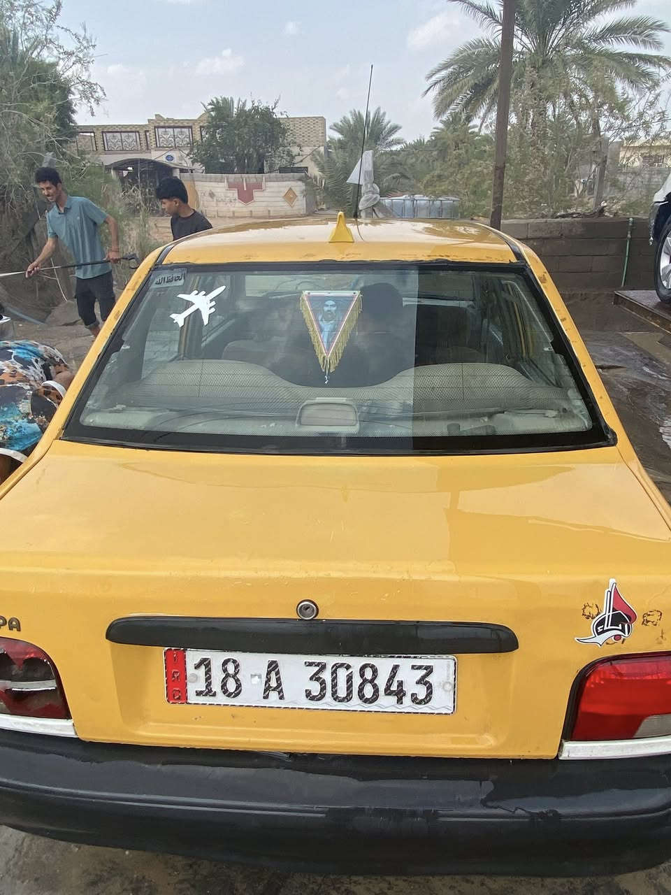 السلام عليكم سايبا 2014 سنويا لـ 2030 جاملغ واحد مبدل رقم انكليزي هيئة وغرامات عليه لاتنقيص لاتبخير محرك خير من الله تايرات جدد داخل جديد السعر 23$ وبيها مجال للاتصال *********** مكاني حله حي البكرلي
