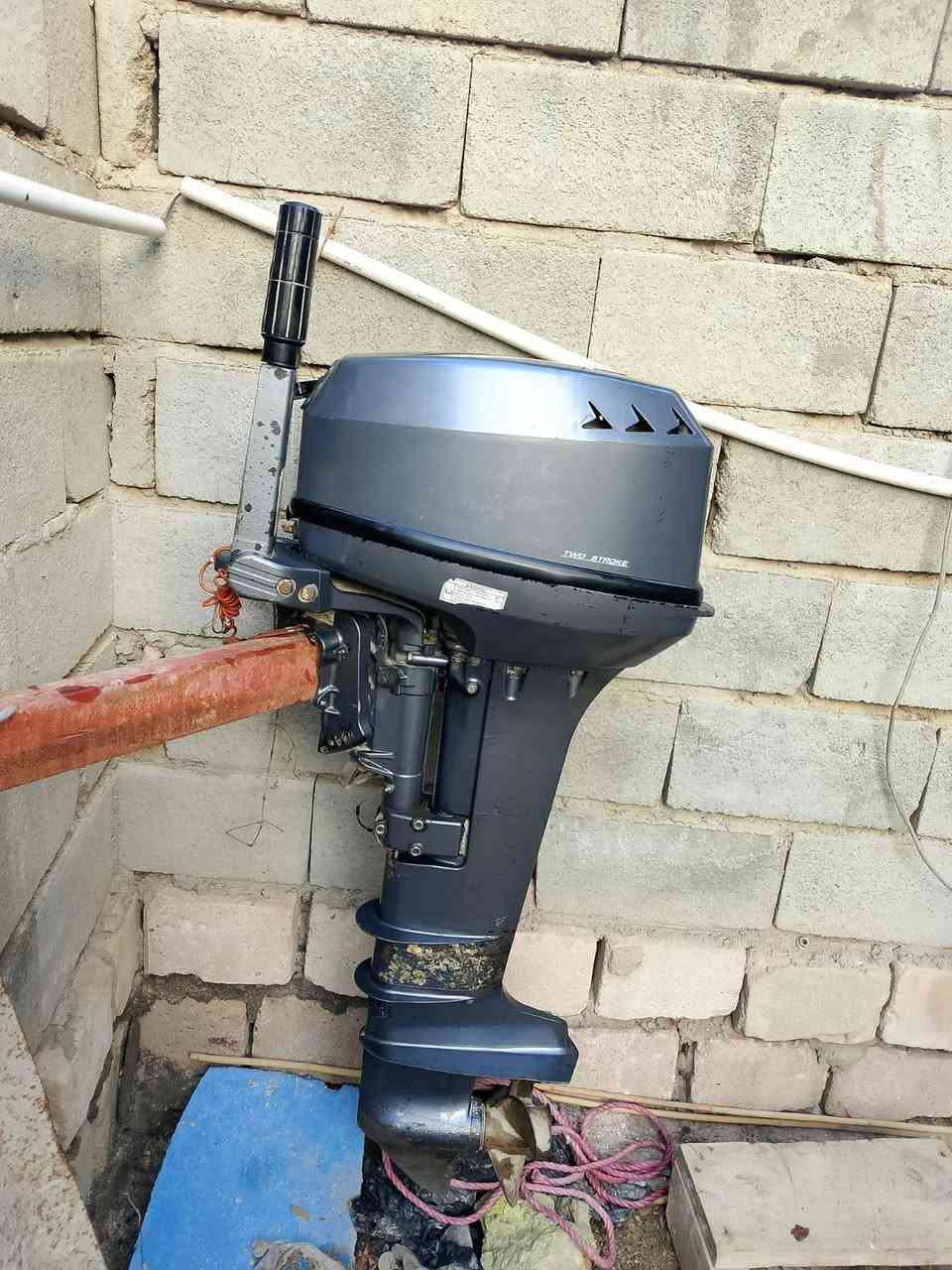 السلام عليكم مكينه ١٥ ياماها صيني مفتوح المحرك توه مجفت كله جديد جاهزه شغل واطلع البصره ابي الخصيب جيكور هاتف صاحب المكينه ***********
