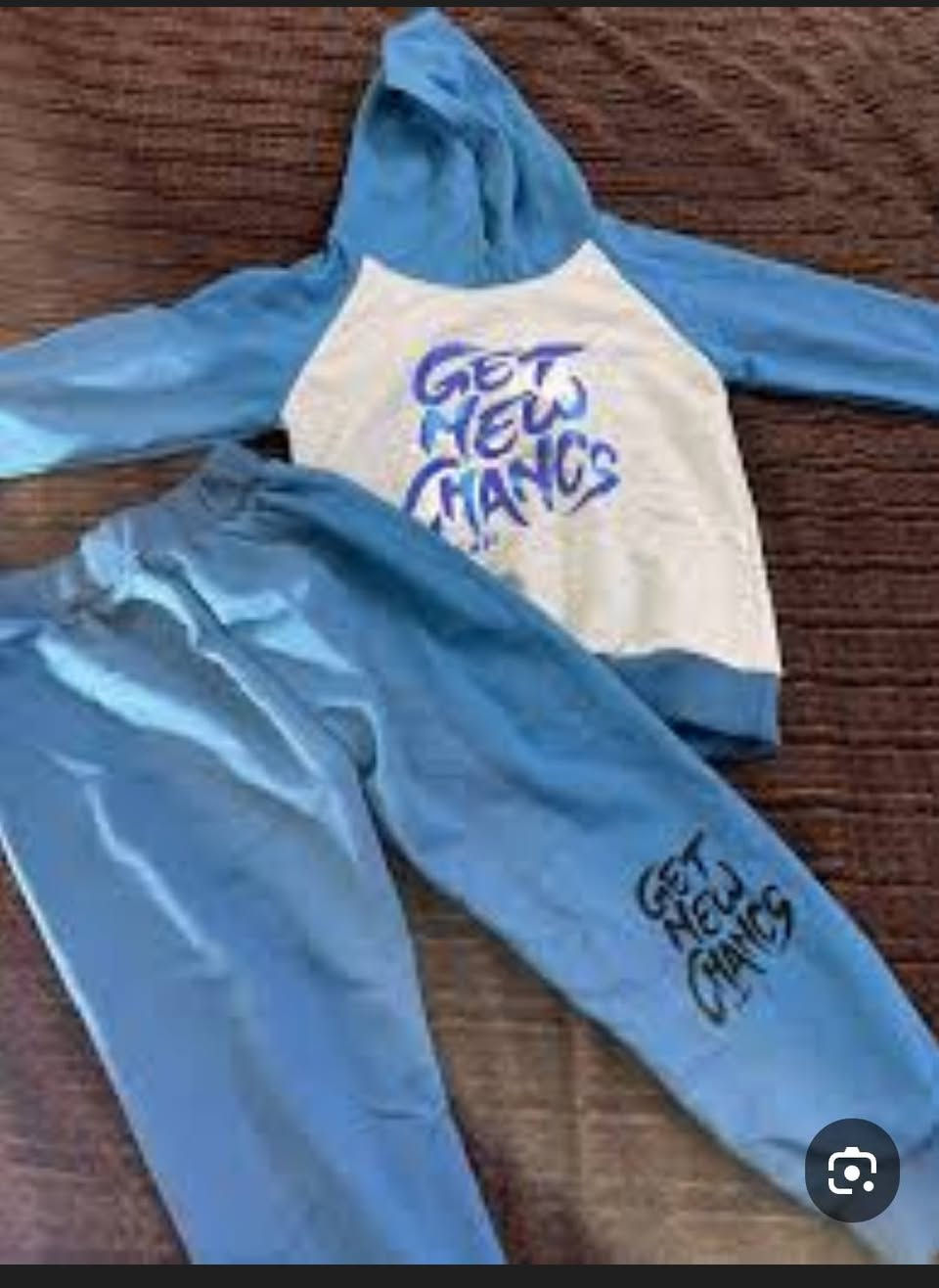 مجموعة متنوعة من البناطير ياجمال 😎🥰
الأسعار تبدي من 5الاف لل10الاف فقط 
للحجز والاستفسار راسلونا خاص
يوجد توصيل🚗🚗


**إذا كنت صاحب هذا الإعلان وتريد حذفه لأي سبب، رجاءا أرسل رسالة إلى الدعم الفني**