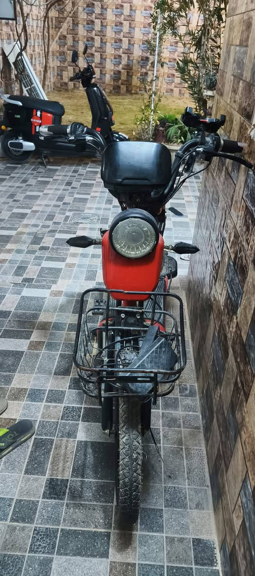 للبيع بدون بطاريات السعر 100وبيه مجال ول مراسلة خاص


**إذا كنت صاحب هذا الإعلان وتريد حذفه لأي سبب، رجاءا أرسل رسالة إلى الدعم الفني**