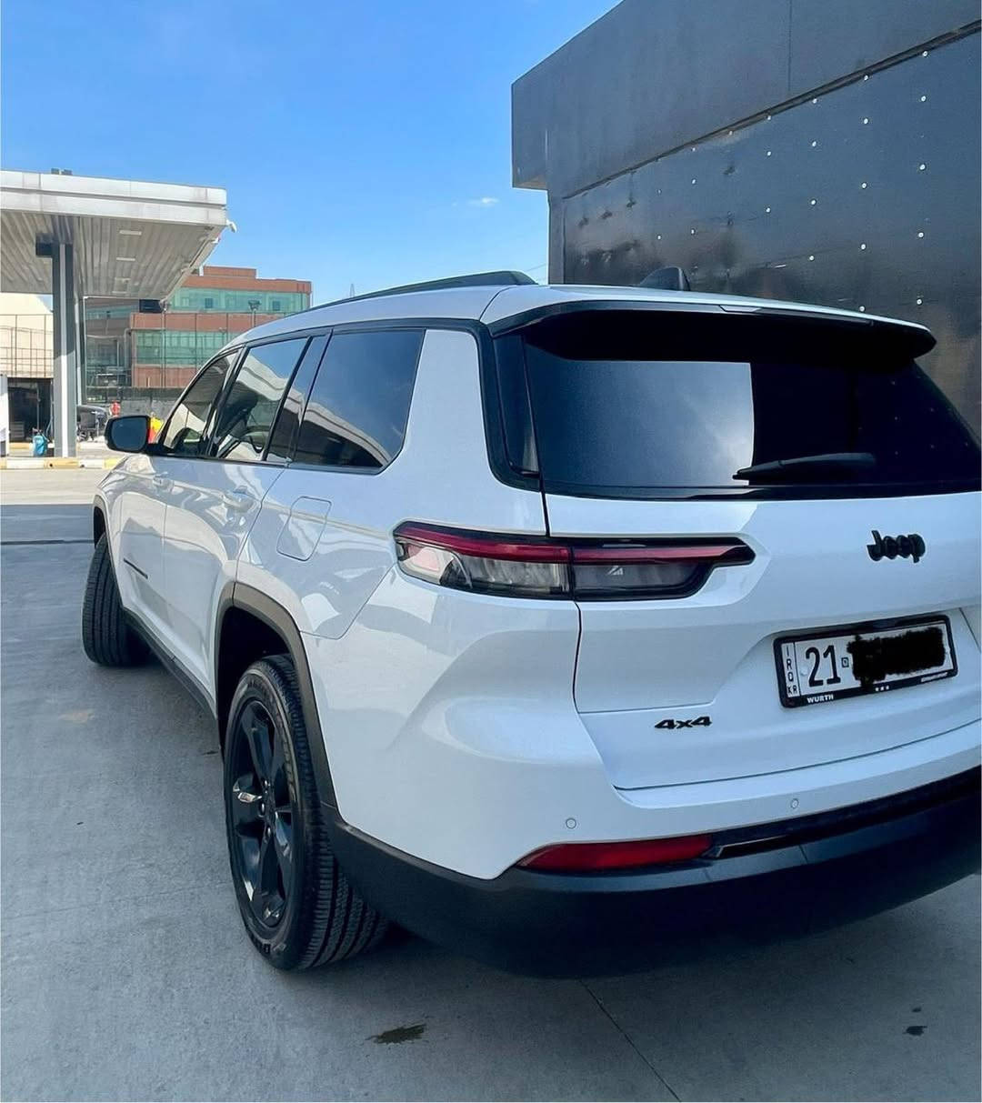 JEEP GRAND CHEROKEE    2023
L   ALATTITUDE 4×4    
ده‌بڵ ئه‌كسل قەپات مواصفات  سڵایدیشه‌

20,000 mil ڕۆیشتن  ته‌نها

فول مواسفات بلاك تۆپ ویل و ئاوێنه‌ بیلاد ڕه‌ش سڵایدیشه‌ ئه‌و جۆره‌یان سڵایدی كه‌مه‌ 

٧ كورسی فی ئای پیه‌ جۆره‌ مه‌رغوبه‌كه‌یه‌
ته‌نها دوو ده‌رگای لای سه‌كن بۆیاخه‌ ✔
ئێرباگ بیلادیه‌
سارد و جاڵ و شوخت به‌شه‌رت هه‌یكه‌لی زۆر جوانه‌ 

وێنەی لێدران دانراوه‌  ➡
نمونە لەجوانی ➯
‌ پێش و پشت كه‌پس  ته‌نانه‌ت ده‌عمیش بۆیاخ نیه‌ به‌شه‌رت هه‌موو شتێك هیج مه‌سروفی تێدا نییه‌‌ 

‌ ڕه‌قه‌م كراوه‌
ڕه‌قه‌م سلێمانیه‌‌

نرخ 370$  و مجالی تێدایه‌
تكایه‌ تكایه‌ موشته‌ری نیت كه‌ ‌ په‌یوه‌ندی مه‌كه‌ ‌ 
***********
